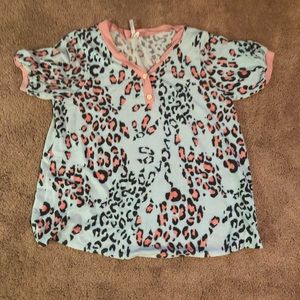 Lily pad women’s size 3XL shirt